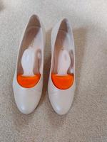 Brautschuhe, Damenpumps Creme Gr 5,5 Gabor Bayern - Rudelzhausen Vorschau