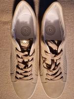 Verkaufe bugatti Sneaker in beige Größe 41 (s. Bilder) Mecklenburg-Vorpommern - Bergen auf Rügen Vorschau