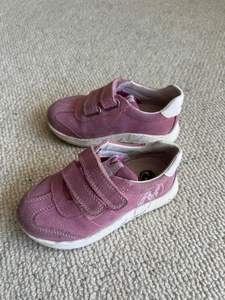 Sneaker Kinderschuhe Halbschuhe Marke Naturino in Kolbermoor