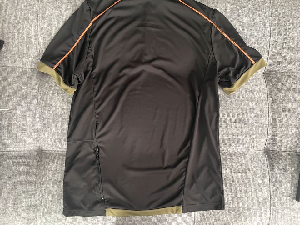 Maier Sports — Bike Shirt, praktische Rückentasche in Oberursel (Taunus)