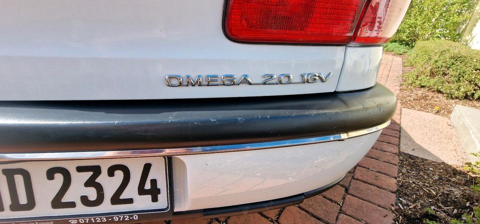 Opel Omega B 2.0 16v Benzin in Titisee-Neustadt