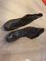 Stiefeletten, echt Leder mit Nieten und seitlichem RV, NP 145,00 Baden-Württemberg - Forst Vorschau