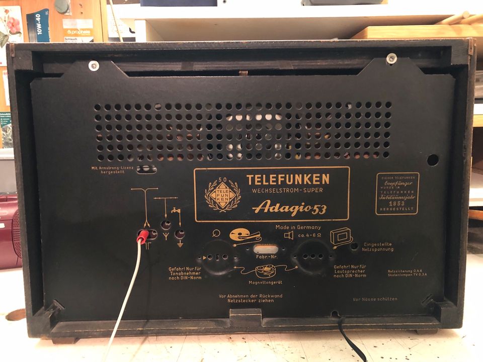 Röhren Radio von der Marke Telefunken in Pfaffenhofen a. d. Roth