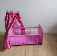 Puppenbett Puppe Zubehör Himmelbett pink Nordrhein-Westfalen - Marl Vorschau