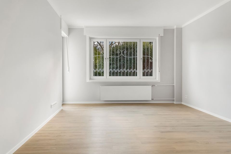 24 Monate Nebenkostenfrei! Aufwendig sanierte 3-Zimmer-Wohnung mit Terrasse und Einbauküche in Berlin