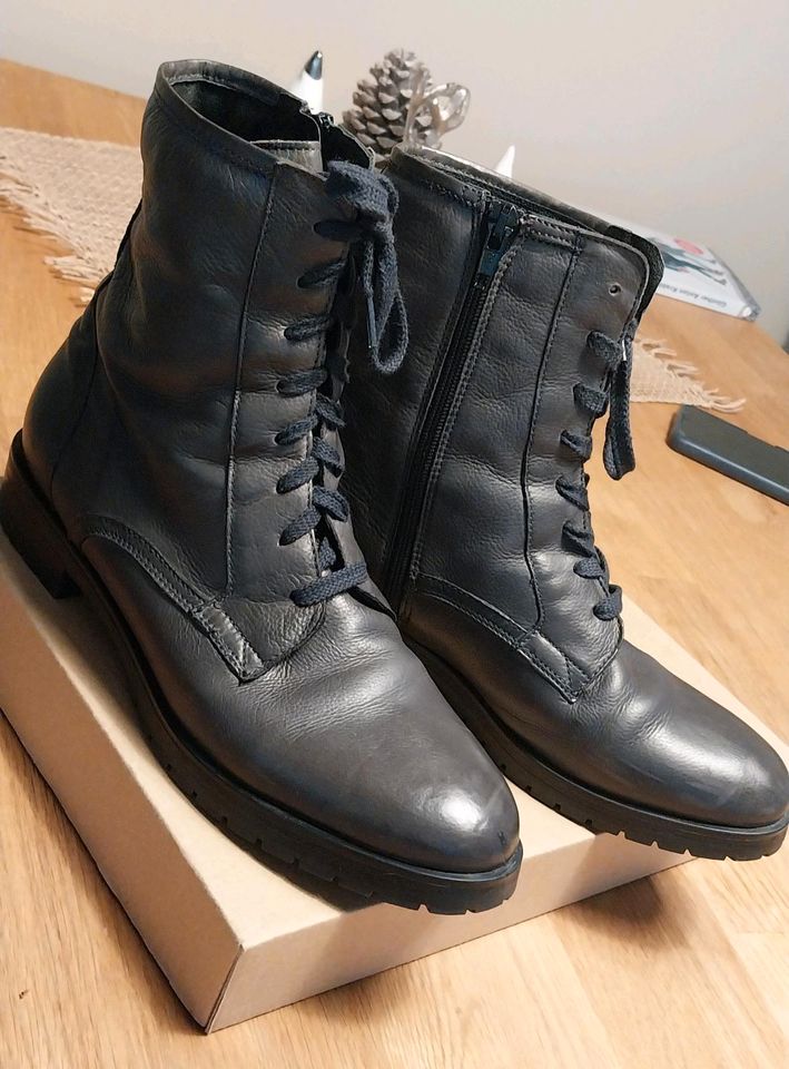 Damen Boots Leder Gr. 38 in Römerberg