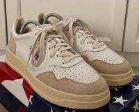 Autry Sneaker Medalist Low LS Gr. 44 / UK 10 Bochum - Bochum-Südwest Vorschau