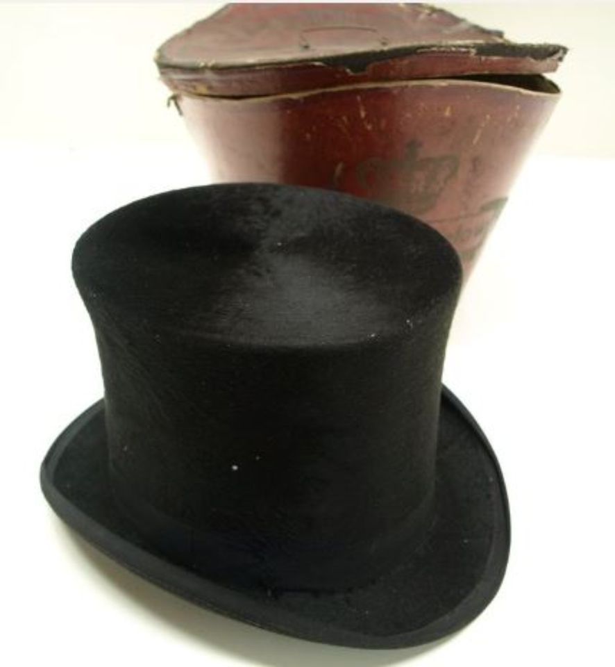 Zylinder Hut aus Samt ca. 100 Jahre alt mit Schachtel in Karlsruhe