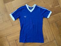 Diverse Adidas Puma Vintage Trikot Retro Umbro 90s 80s München - Schwabing-West Vorschau