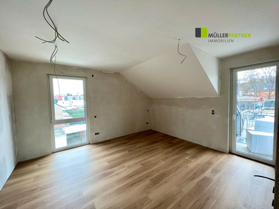 Heizkosten inklusive Dank PV und Luft-Wärmepume! Schicke DG-Wohnung mit Stellplatz in Eschweiler in Eschweiler