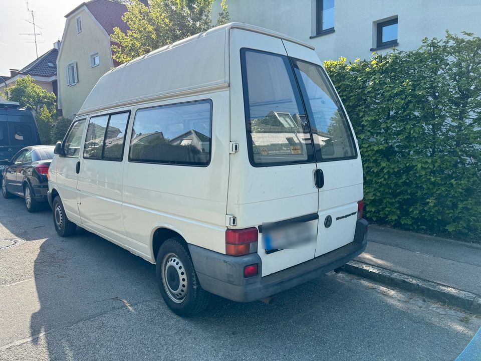 Volkswagen T4 Transporter lang hoch LPG in München