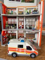 Playmobil Krankenhaus mit viel Zubehör und Krankenwagen Nordrhein-Westfalen - Willich Vorschau