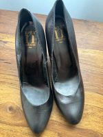 Italienische Damen Pumps Leder dunkelgrau Gr.39 top Zustand! Nordrhein-Westfalen - Bornheim Vorschau