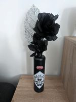 Deko Flasche Rose schwarz Gothic Totenkopf Bayern - Rotthalmünster Vorschau