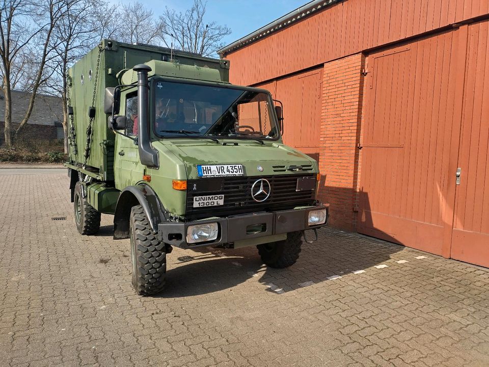 U1300L Unimog Expeditionsmobil reisefertig viel Zubehör in Hamburg