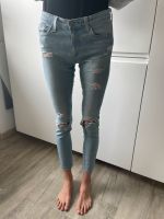 Skinny Jeans Destroyed Look AG in 27 Düsseldorf - Pempelfort Vorschau