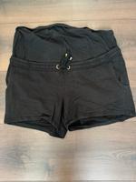 Umstandsshorts bonprix Hessen - Lich Vorschau