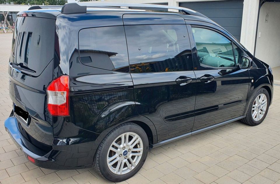 Ford Tourneo Courier 1.0 EcoBoost 74kW Titanium T... in Tiefenbach