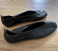NEU! H&M schwarze Ballerinas / Flats – Lackoptik, Gr. 39 Frankfurt am Main - Gallusviertel Vorschau