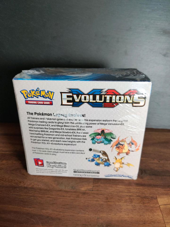 Pokémon - Evolutions 36 Booster Display (EN) in Köln