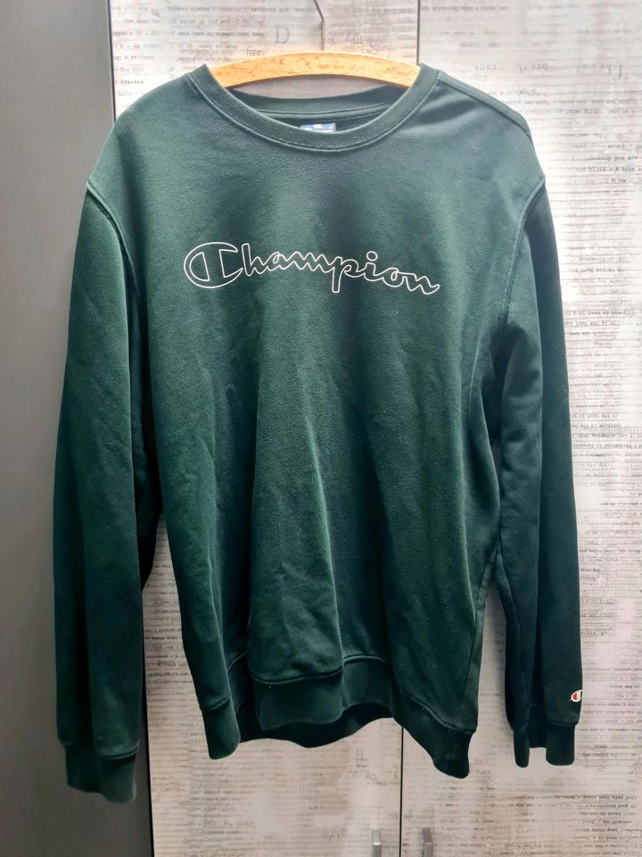 Champion Pullover in Ludwigshafen