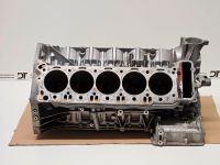 BMW E60 M5 Motor gehause S85 V10 S85B50 11110443600 Niedersachsen - Bunde Vorschau