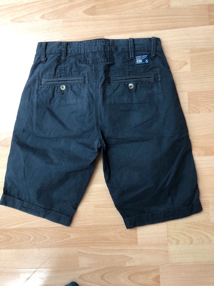 Superdry Short S kurze Hose dunkelblau in Köln