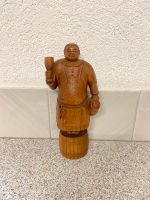 Holzfigur handgeschnitzt Mönch mit Weinkrug und Becher Baden-Württemberg - Eppelheim Vorschau