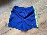 Nike kurze  Hose lila Sommer dünn Gr.92 Berlin - Steglitz Vorschau