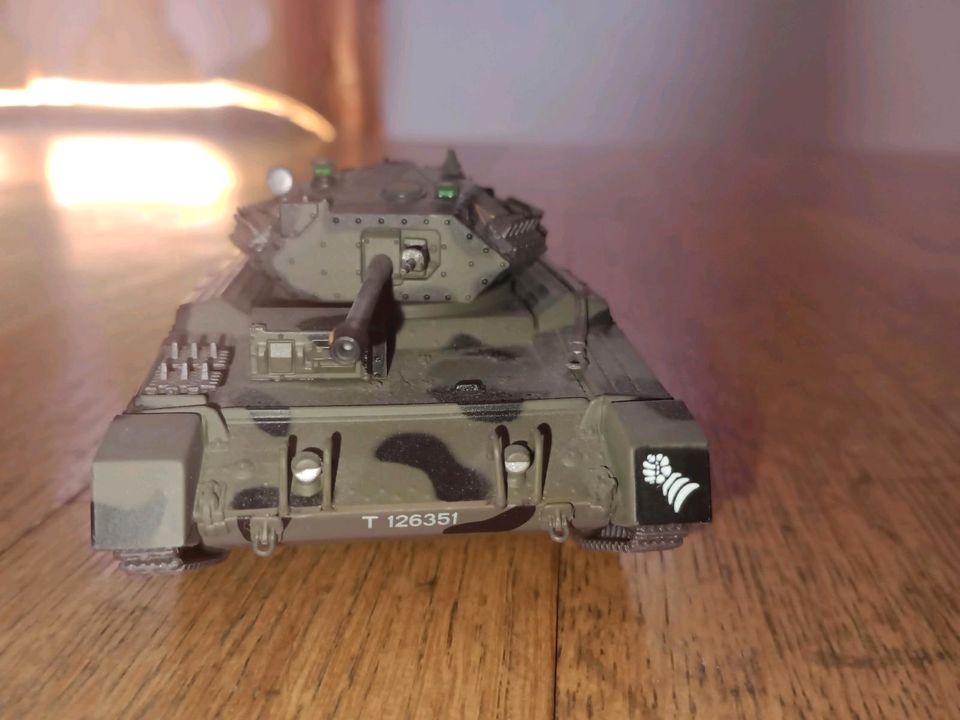 Ein Spielzeug Panzer in Werbach