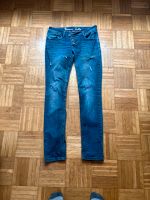 Jeans mit Löchern von Buena Vista Baden-Württemberg - Holzgerlingen Vorschau