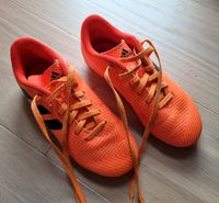 Adidas Fussballschuhe, Gr. 33, TOP Zustand Niedersachsen - Northeim Vorschau