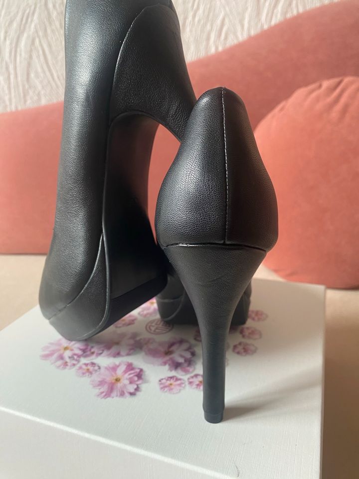 ❣️❣️Pumps Damenschuhe H&M 39 neu ❣️❣️ in Neunkirchen