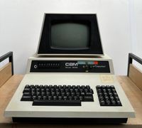 Commodore CBM 3032 PET Heimcomputer+Tractor printer+Floppy Disk Frankfurt am Main - Ostend Vorschau