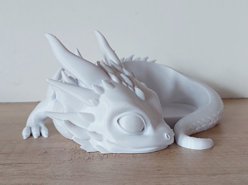 Süsser Drache als Halter für Alexa Echo Dot -3D-Druck in Grünberg