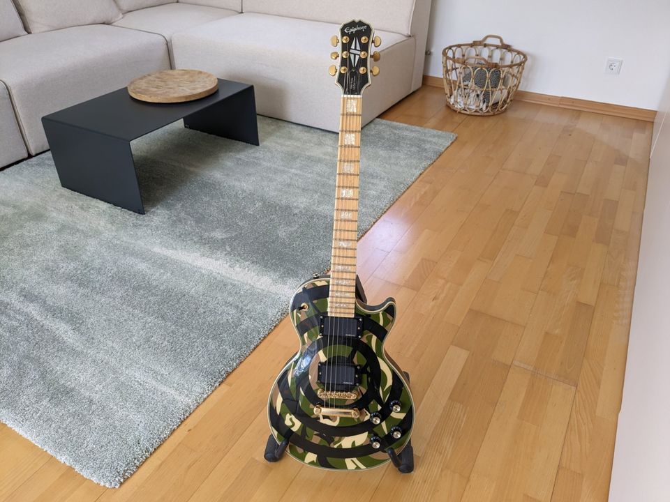 E-Gitarre Epiphone Zakk Wylde Les Paul Custom Camo in München