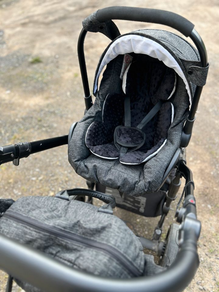 3 in 1 Kinderwagen in Hergisdorf