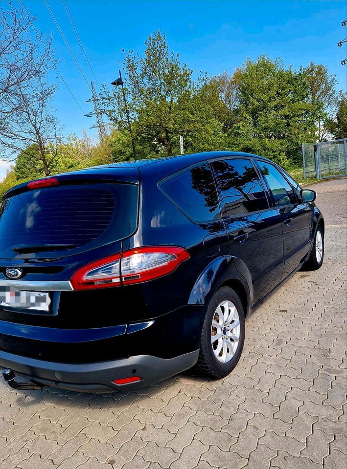 Ford S-Max 2,0,140 PS,7 Sitze,Automtatk,TÜV 04,2025 in Flensburg