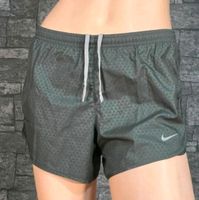 Nike Shorts in Carbon Grau Gr 34 Berlin - Spandau Vorschau