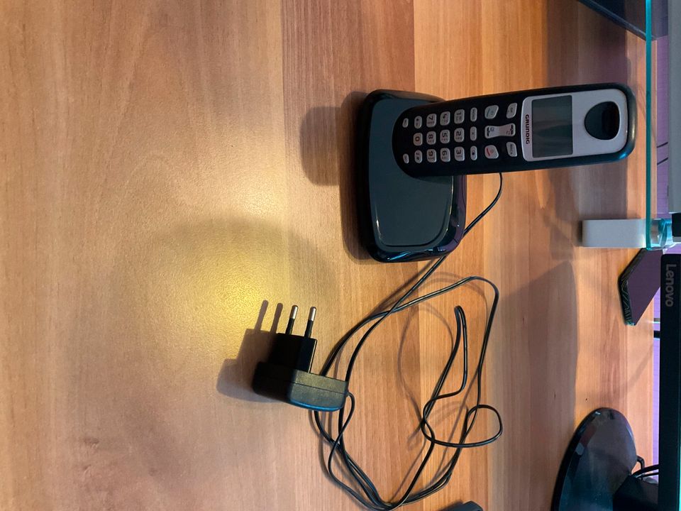 Grundig Telefon digitales Schnurlostelefon in Morscheid