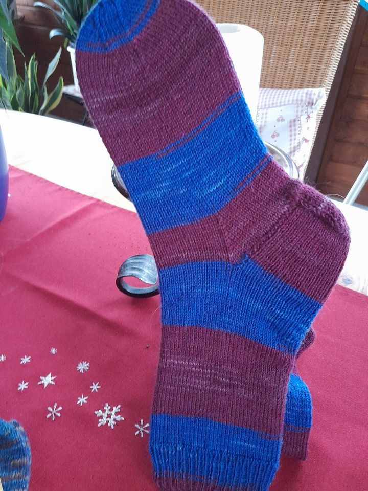 Socken Größe 44/45 in Burglengenfeld