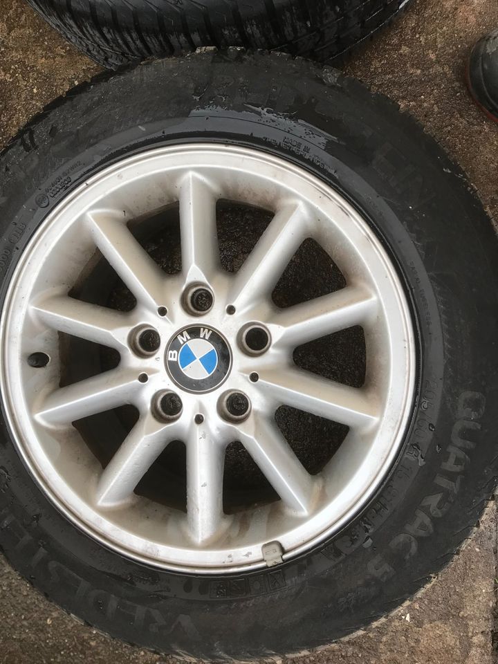 Ganzjahresreifen +Alufelgen 205/60 R15 Vredestein BMW 3er E36 Z3 in Hochheim am Main