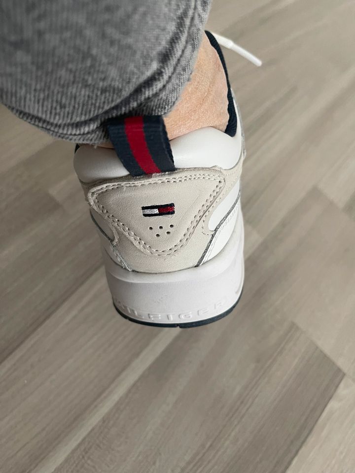 Tommy Hilfiger sneaker in Langenfeld