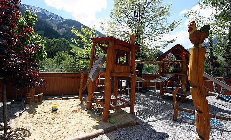 Wanderurlaub Österreich - Hotel für Urlaub inkl. Therme Wellness in Gräfelfing