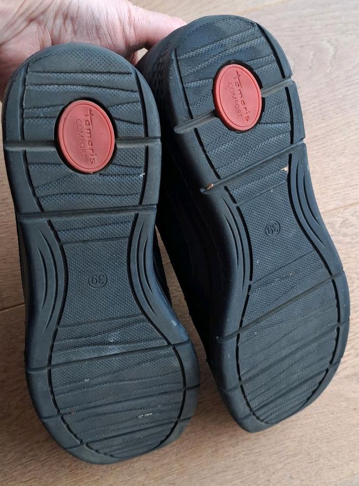 Tamaris Sneaker schwarz Comfort fit Gr. 39 in Melle