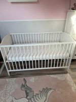 Kinderbett Babybett Ikea Smagöra mit Matratze/ Bettlaken/Schoner Niedersachsen - Südbrookmerland Vorschau