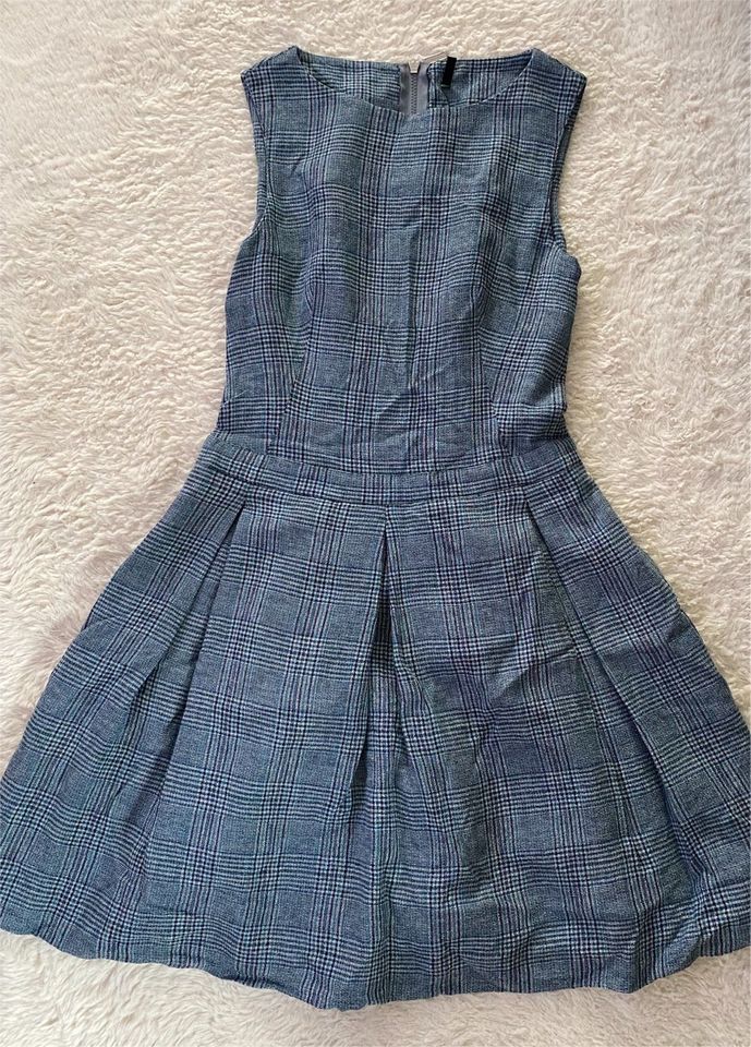 Kleid von BENETTON, Gr. 36/38 in Offenbach