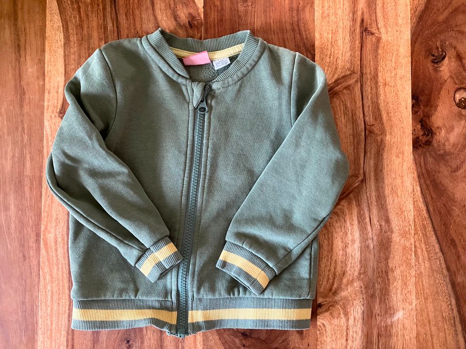 Lupilu Sweatjacke Grün Größe 86/92 in Kreis Pinneberg - Ellerbek |  Babykleidung Größe 86 kaufen | eBay Kleinanzeigen ist jetzt Kleinanzeigen