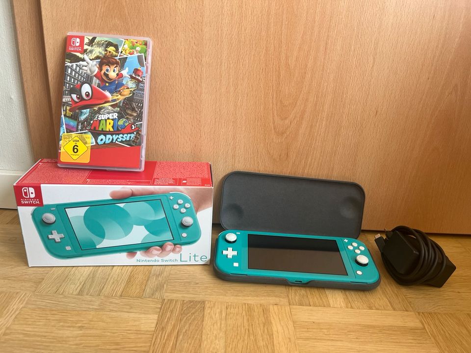 Nintendo Switch Lite + Mario Odysee in Dortmund