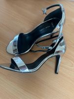 New Look Pumps/ High Heels/ Sandalen Silber Niedersachsen - Adendorf Vorschau